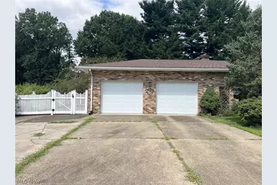 5721 Wiclif Street NE, Canton, OH 44721 - Photo 5