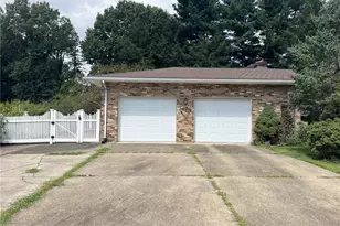 5721 Wiclif Street NE, Canton, OH 44721 - Photo 5