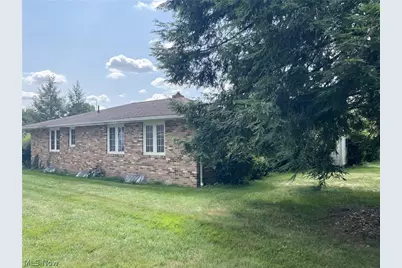 5721 Wiclif Street NE, Canton, OH 44721 - Photo 7