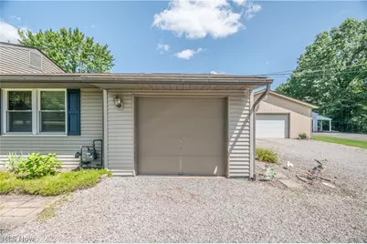 6142 Fairview Road, Austintown, OH 44515 - Photo 5