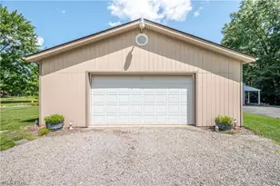 6142 Fairview Rd, Austintown, OH 44515 - Photo 37