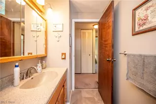 6142 Fairview Rd, Austintown, OH 44515 - Photo 15