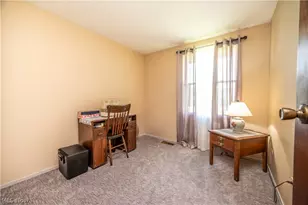 6142 Fairview Rd, Austintown, OH 44515 - Photo 17