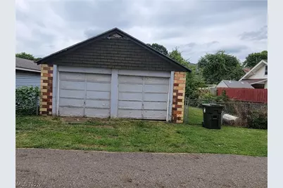 1008 Clinton Avenue SW, Canton, OH 44706 - Photo 5