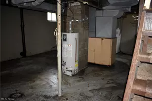 47 Lincoln Ave, East Palestine, OH 44413 - Photo 9