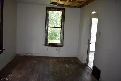 47 Lincoln Avenue, East Palestine, OH 44413 - Photo 3