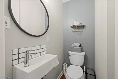 632 Megglen Avenue, Akron, OH 44303 - Photo 17