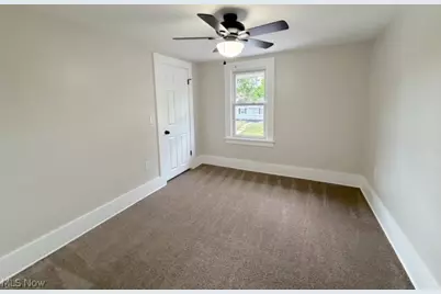 318 W 14th Street, Dover, OH 44622 - Photo 15