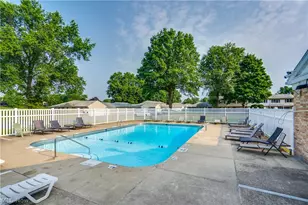 2510 Williamsburg Dr, Uniontown, OH 44685 - Photo 21