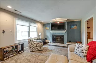 2510 Williamsburg Dr, Uniontown, OH 44685 - Photo 5