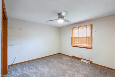 1402 Brookwood Drive, Mogadore, OH 44260 - Photo 17