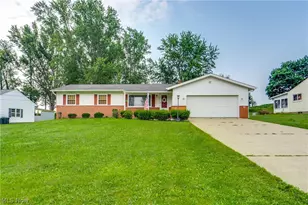 1402 Brookwood Dr, Mogadore, OH 44260 - Photo 31