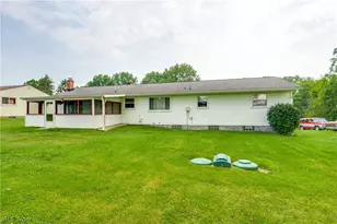 1402 Brookwood Dr, Mogadore, OH 44260 - Photo 27