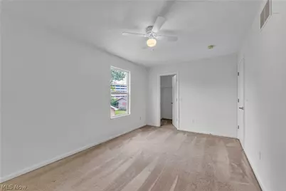 1917 Lexington Avenue, Lorain, OH 44052 - Photo 13