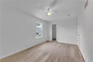 1917 Lexington Ave, Lorain, OH 44052 - Photo 13
