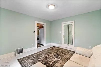 777 Montana Avenue, Akron, OH 44314 - Photo 7