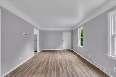 2115 Dowd Avenue #2/DN Rear, Oakwood, OH 44107 - Photo 3