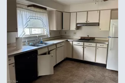 816 Delaware Street, Martins Ferry, OH 43935 - Photo 7