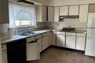 816 Delaware St, Martins Ferry, OH 43935 - Photo 7