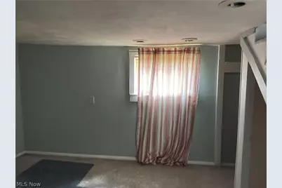 816 Delaware Street, Martins Ferry, OH 43935 - Photo 15