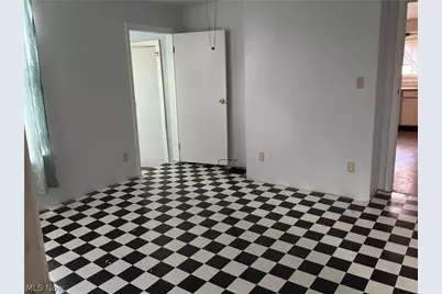 816 Delaware Street, Martins Ferry, OH 43935 - Photo 13