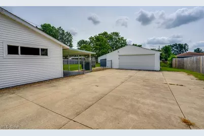 1756 Evergreen Drive, Streetsboro, OH 44241 - Photo 3