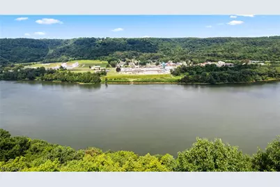 4039 Palisades Drive, Weirton, WV 26062 - Photo 5