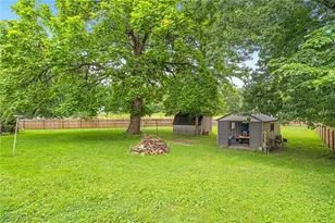9065 12th St, North Benton, OH 44449 - Photo 25