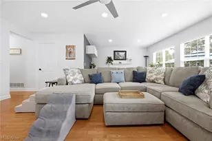 37022 Fairfield Ln, North Ridgeville, OH 44039 - Photo 5