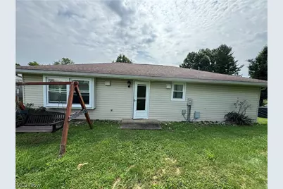 110 Locust Drive, Barnesville, OH 43713 - Photo 7