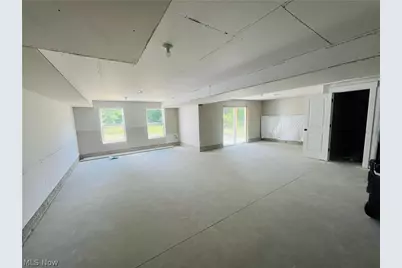 2087 Glenmont Drive, Brunswick, OH 44212 - Photo 9
