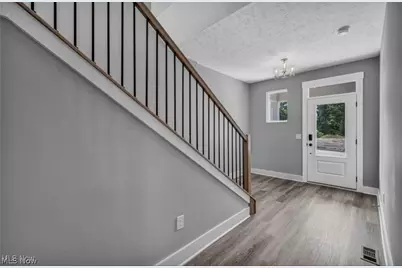 2079 Glenmont Drive, Brunswick, OH 44212 - Photo 3