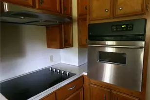 824 Grandview Ave, Coshocton, OH 43812 - Photo 7