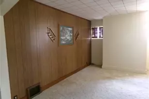 824 Grandview Ave, Coshocton, OH 43812 - Photo 5