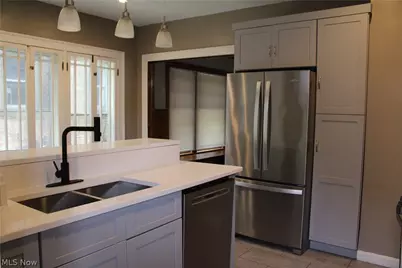 9501 Shakespeare Parkway, Loveland, OH 44108 - Photo 3