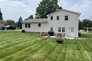 6301 Apache Ln, Poland, OH 44514 - Photo 31