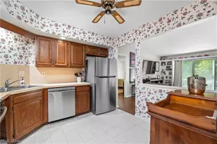 4704 Venice Heights Blvd, Sandusky, OH 44870 - Photo 15