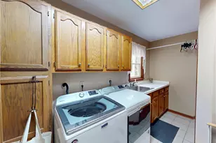 126 Pepperdine Dr, Elyria, OH 44035 - Photo 31