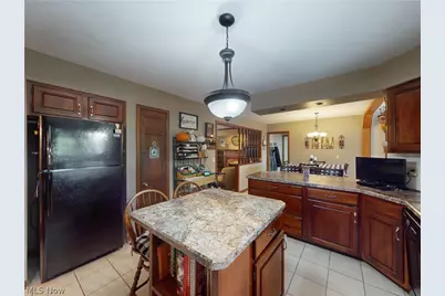 126 Pepperdine Drive, Elyria, OH 44035 - Photo 7