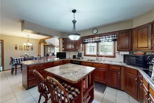 126 Pepperdine Dr, Elyria, OH 44035 - Photo 9