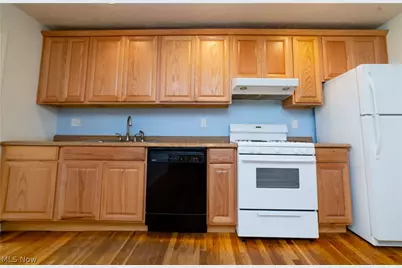 2598 W 10th Street, Loveland, OH 44113 - Photo 7