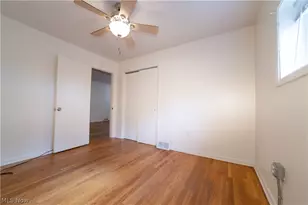 2598 W 10th St, Loveland, OH 44113 - Photo 13