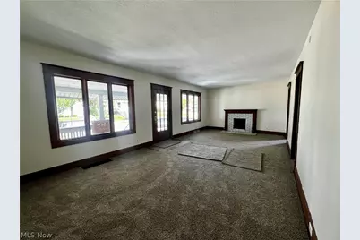 882 Redfern Avenue, Akron, OH 44314 - Photo 3