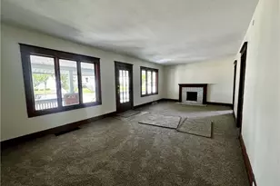 882 Redfern Ave, Akron, OH 44314 - Photo 3