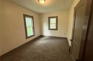 882 Redfern Ave, Akron, OH 44314 - Photo 9