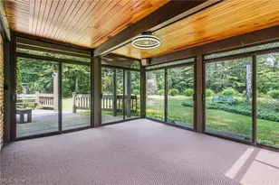 17953 Lost Trail, Chagrin Falls, OH 44023 - Photo 9