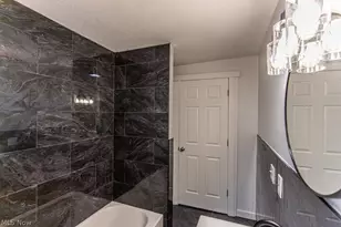 538 Redondo Rd, Youngstown, OH 44504 - Photo 7