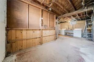 1347 Hammel St, Akron, OH 44306 - Photo 25