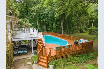 7910 Burkey Road NW, North Canton, OH 44720 - Photo 9
