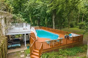 7910 Burkey Rd NW, North Canton, OH 44720 - Photo 9